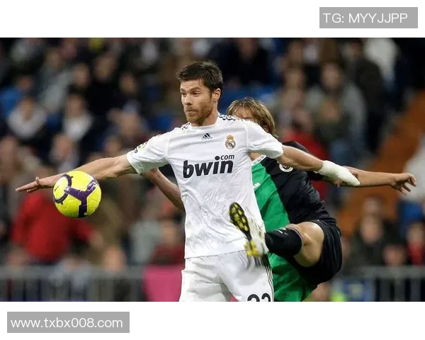 奥林匹亚科斯主帅：阿隆索需求时刻；皇马有实力拿欧冠